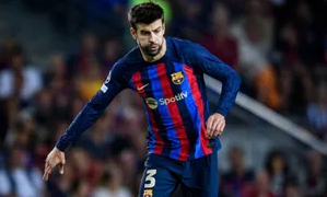 Gerard Pique gantung sepatu